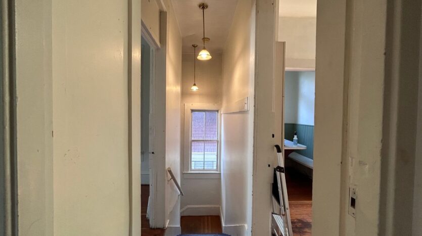 920 N. Garden St. - # 2 - Bellingham - Washington - 2 bed, 1 bath rental property