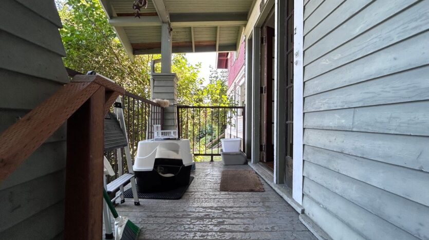 920 N. Garden St. - # 2 - Bellingham - Washington - 2 bed, 1 bath rental property