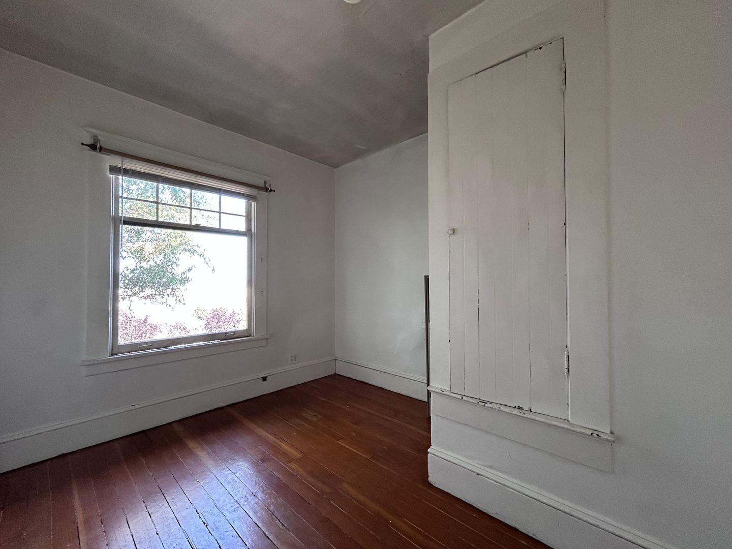 920 N. Garden St. - # 2 - Bellingham - Washington - 2 bed, 1 bath rental property
