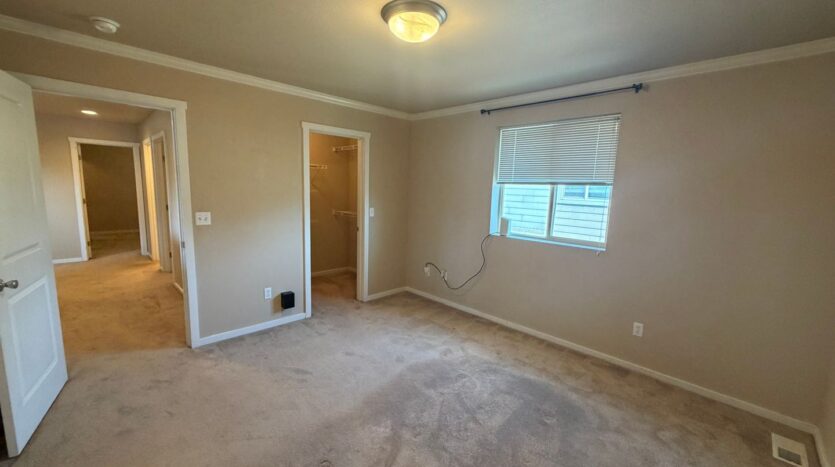 9411 10th Ave E - Tacoma - Washington - 4 bed, 2.5 bath rental property