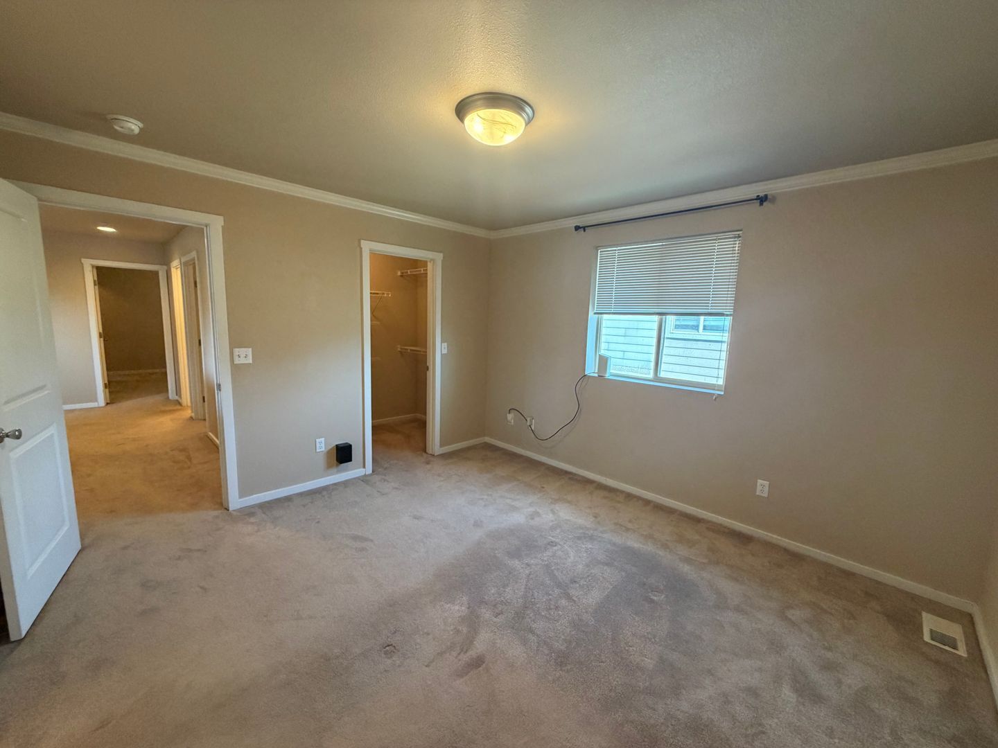 9411 10th Ave E - Tacoma - Washington - 4 bed, 2.5 bath rental property