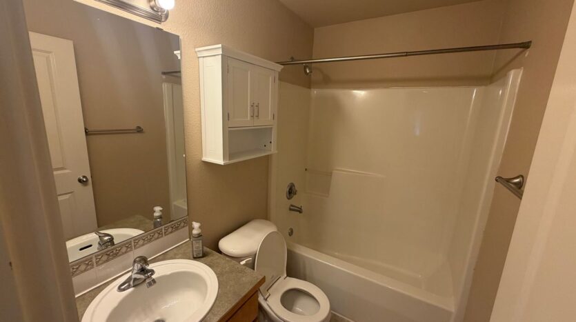 9411 10th Ave E - Tacoma - Washington - 4 bed, 2.5 bath rental property