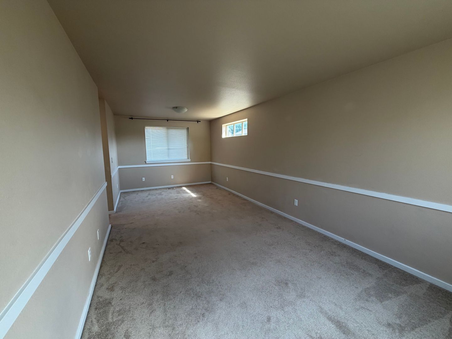 9411 10th Ave E - Tacoma - Washington - 4 bed, 2.5 bath rental property