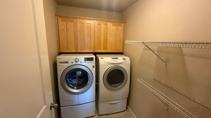9411 10th Ave E - Tacoma - Washington - 4 bed, 2.5 bath rental property
