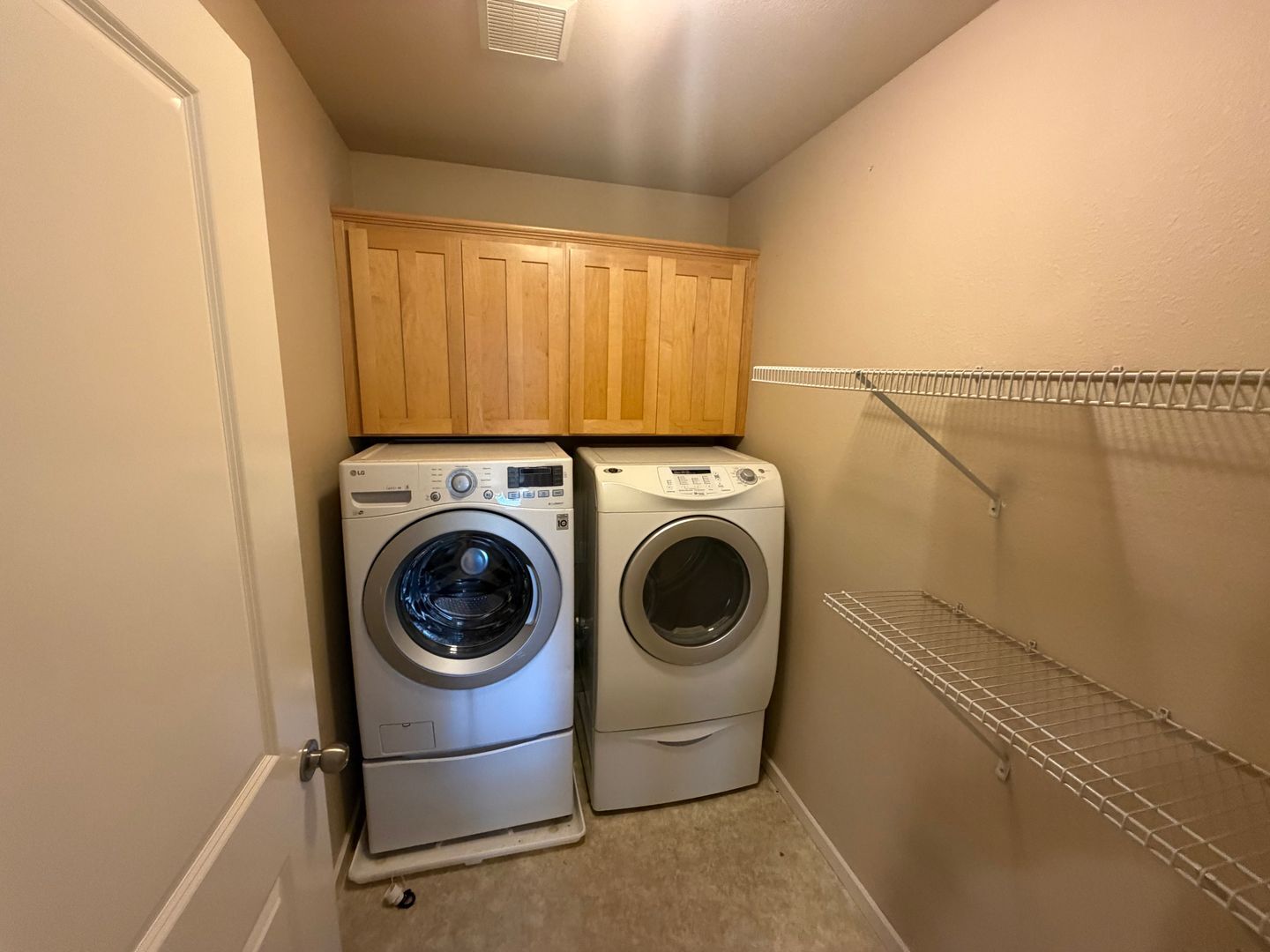 9411 10th Ave E - Tacoma - Washington - 4 bed, 2.5 bath rental property