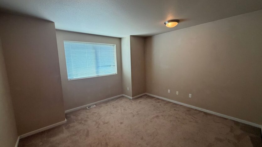9411 10th Ave E - Tacoma - Washington - 4 bed, 2.5 bath rental property