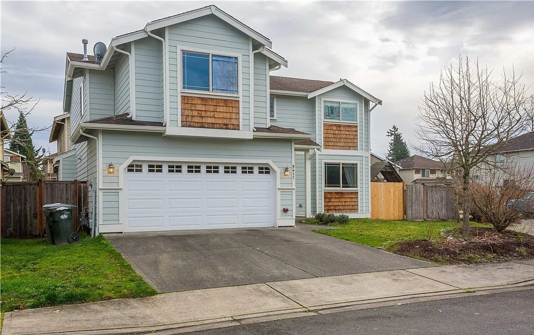 9411 10th Ave E - Tacoma - Washington - 4 bed, 2.5 bath rental property