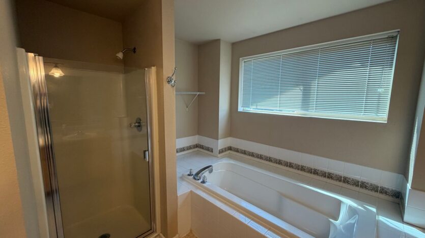 9411 10th Ave E - Tacoma - Washington - 4 bed, 2.5 bath rental property