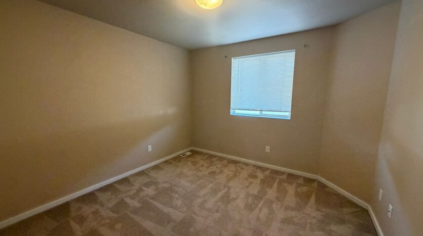 9411 10th Ave E - Tacoma - Washington - 4 bed, 2.5 bath rental property