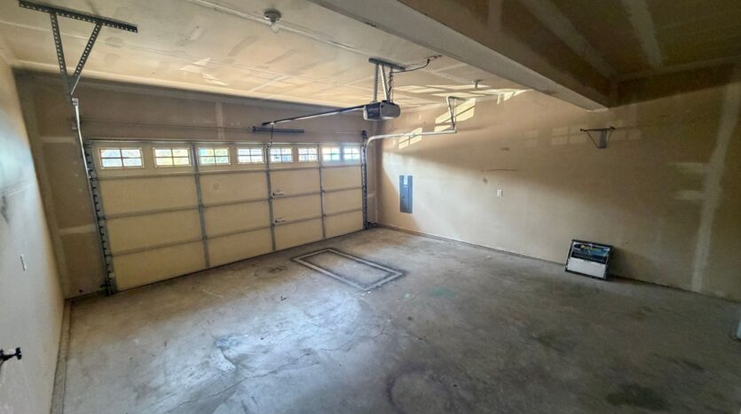 9411 10th Ave E - Tacoma - Washington - 4 bed, 2.5 bath rental property