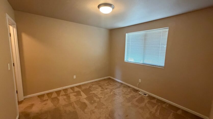 9411 10th Ave E - Tacoma - Washington - 4 bed, 2.5 bath rental property