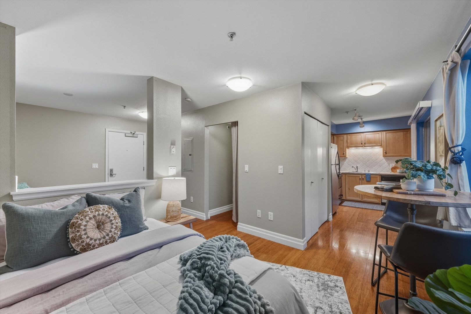 960 Harris Ave #307 - Bellingham - Washington - 1 bath rental property