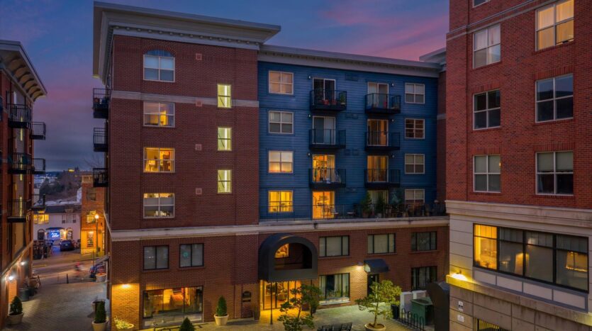 960 Harris Ave #307 - Bellingham - Washington - 1 bath rental property