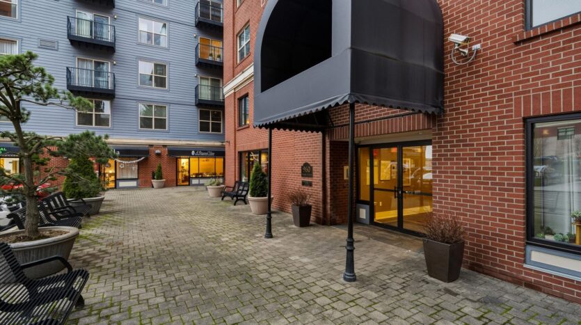 960 Harris Ave #307 - Bellingham - Washington - 1 bath rental property