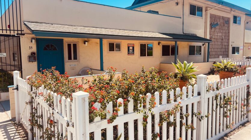 1027 Felspar Street - San Diego - California - 1 bed, 1 bath rental property