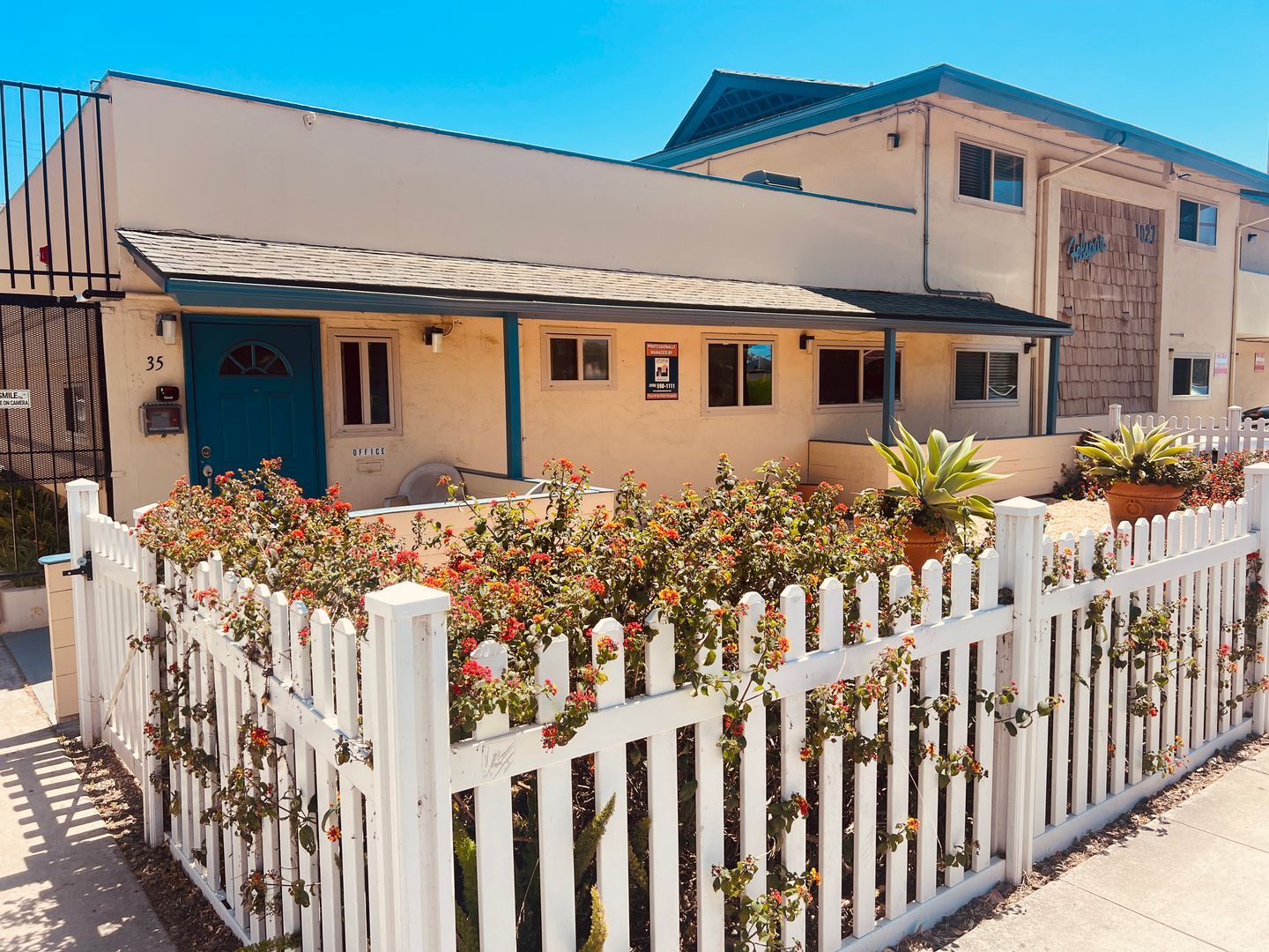 1027 Felspar Street - San Diego - California - 1 bed, 1 bath rental property