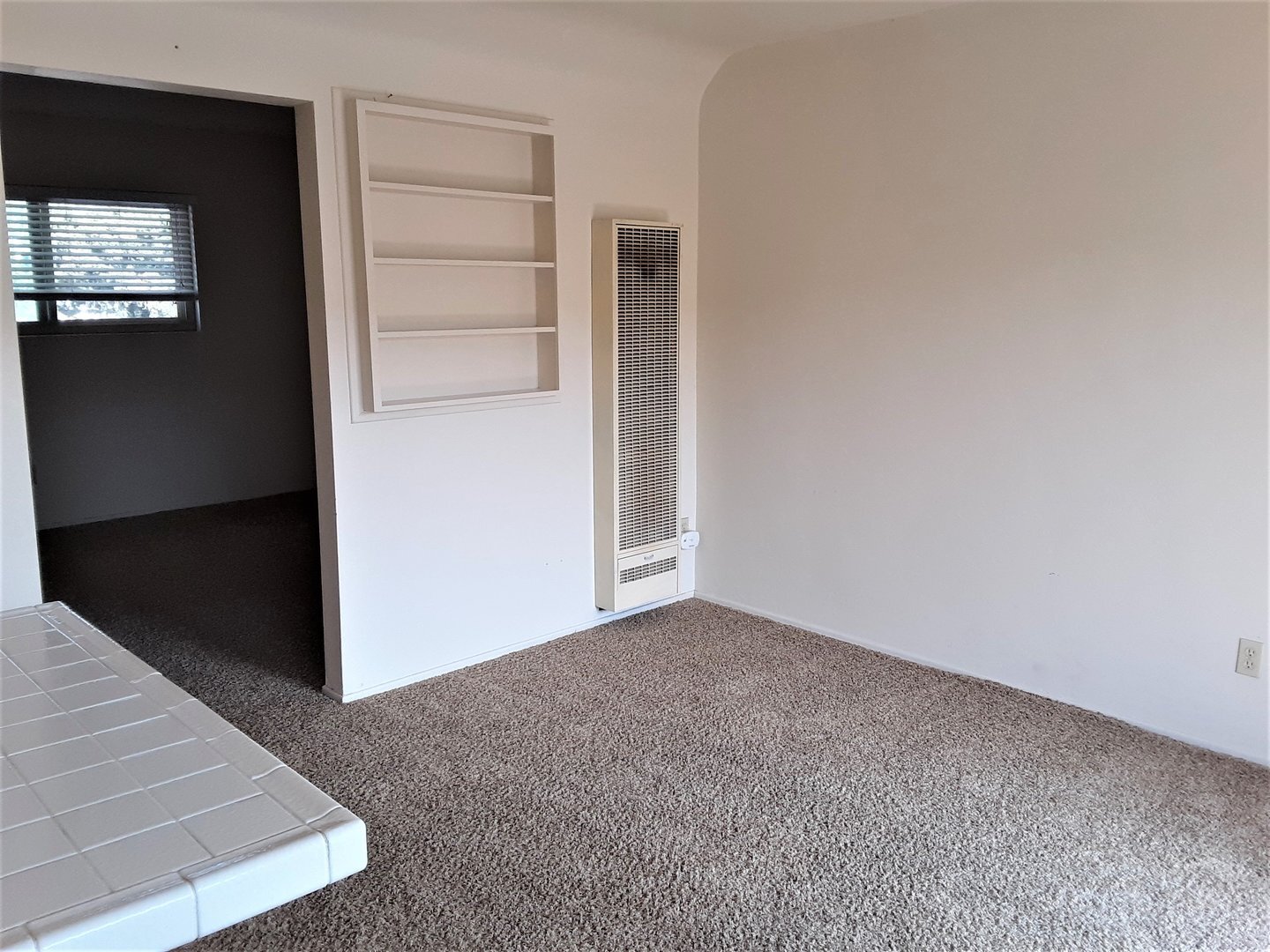 1027 Felspar Street - San Diego - California - 1 bed, 1 bath rental property