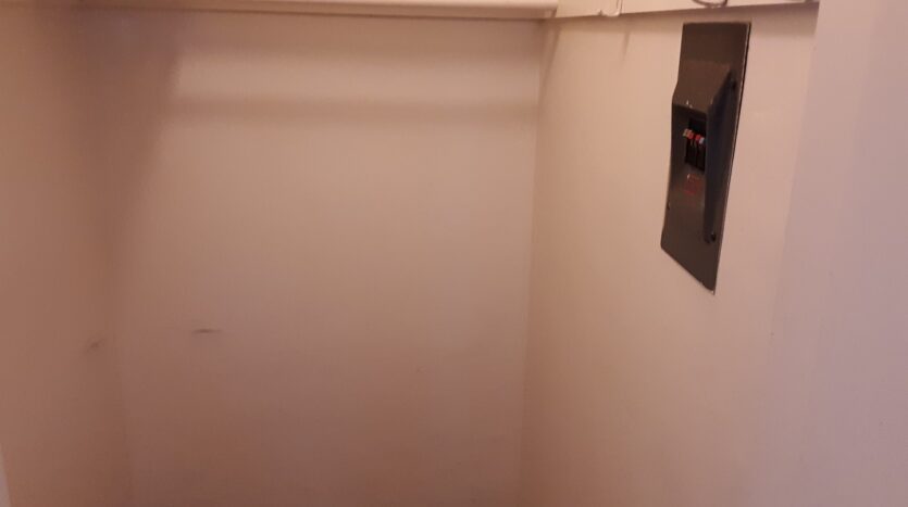 1027 Felspar Street - San Diego - California - 1 bed, 1 bath rental property