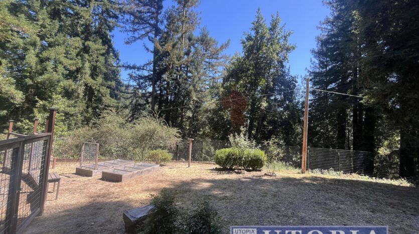 10585 Redwood Dr. - Felton - California - 2 bed, 1 bath rental property