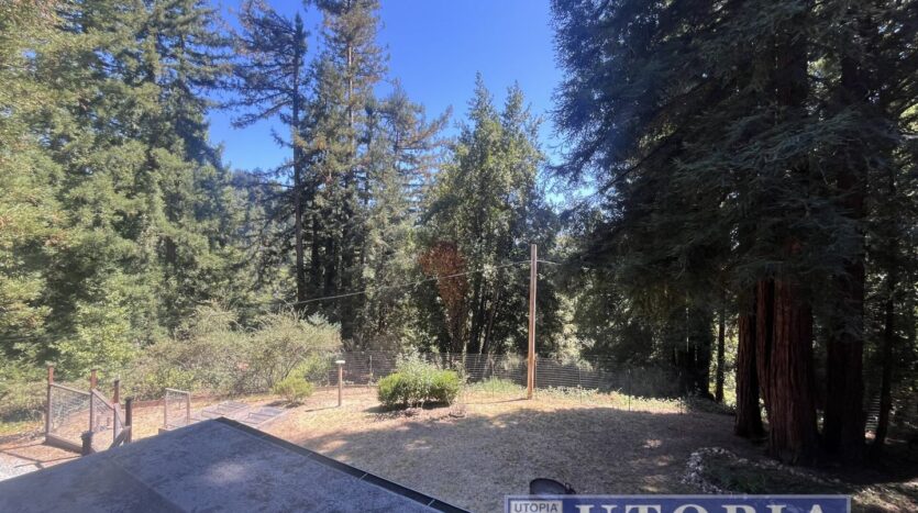 10585 Redwood Dr. - Felton - California - 2 bed, 1 bath rental property