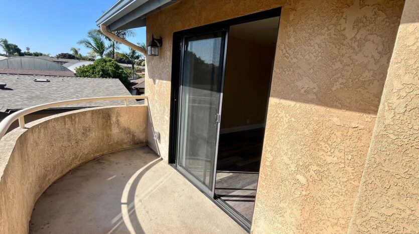 1075 N Vulcan Ave - Encinitas - California - 1 bed, 1 bath rental property