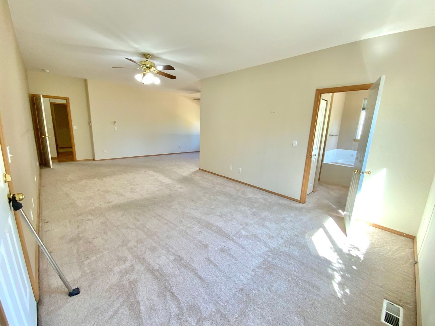 11311 45th Ave SE  - Everett - Washington - 4 bed, 3 bath rental property