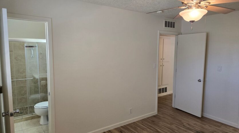 1233 Stutz Dr NE - Albuquerque - New Mexico - 3 bed, 2 bath rental property