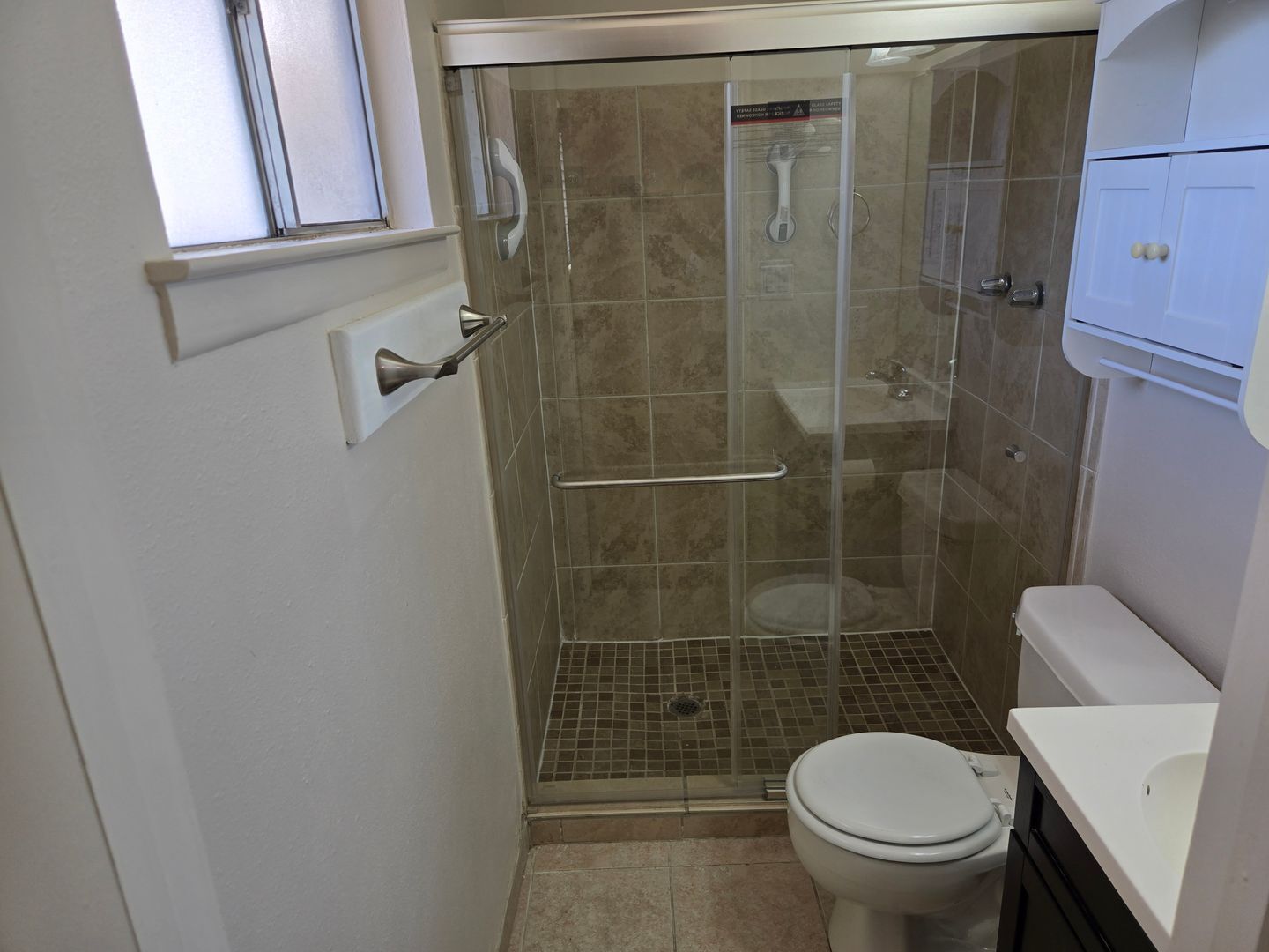 1233 Stutz Dr NE - Albuquerque - New Mexico - 3 bed, 2 bath rental property