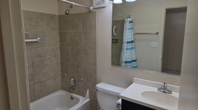 1233 Stutz Dr NE - Albuquerque - New Mexico - 3 bed, 2 bath rental property