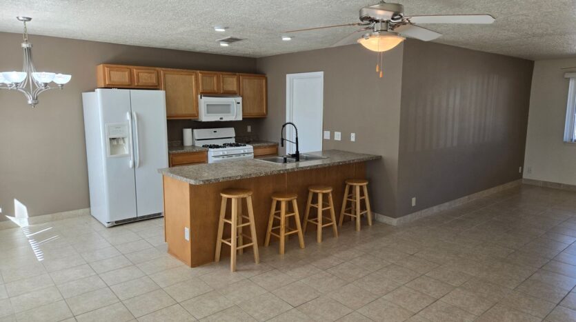1233 Stutz Dr NE - Albuquerque - New Mexico - 3 bed, 2 bath rental property