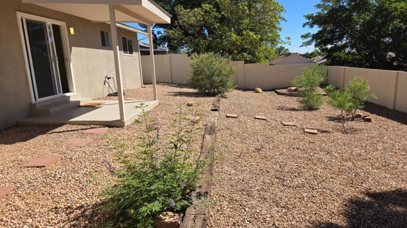 1233 Stutz Dr NE - Albuquerque - New Mexico - 3 bed, 2 bath rental property