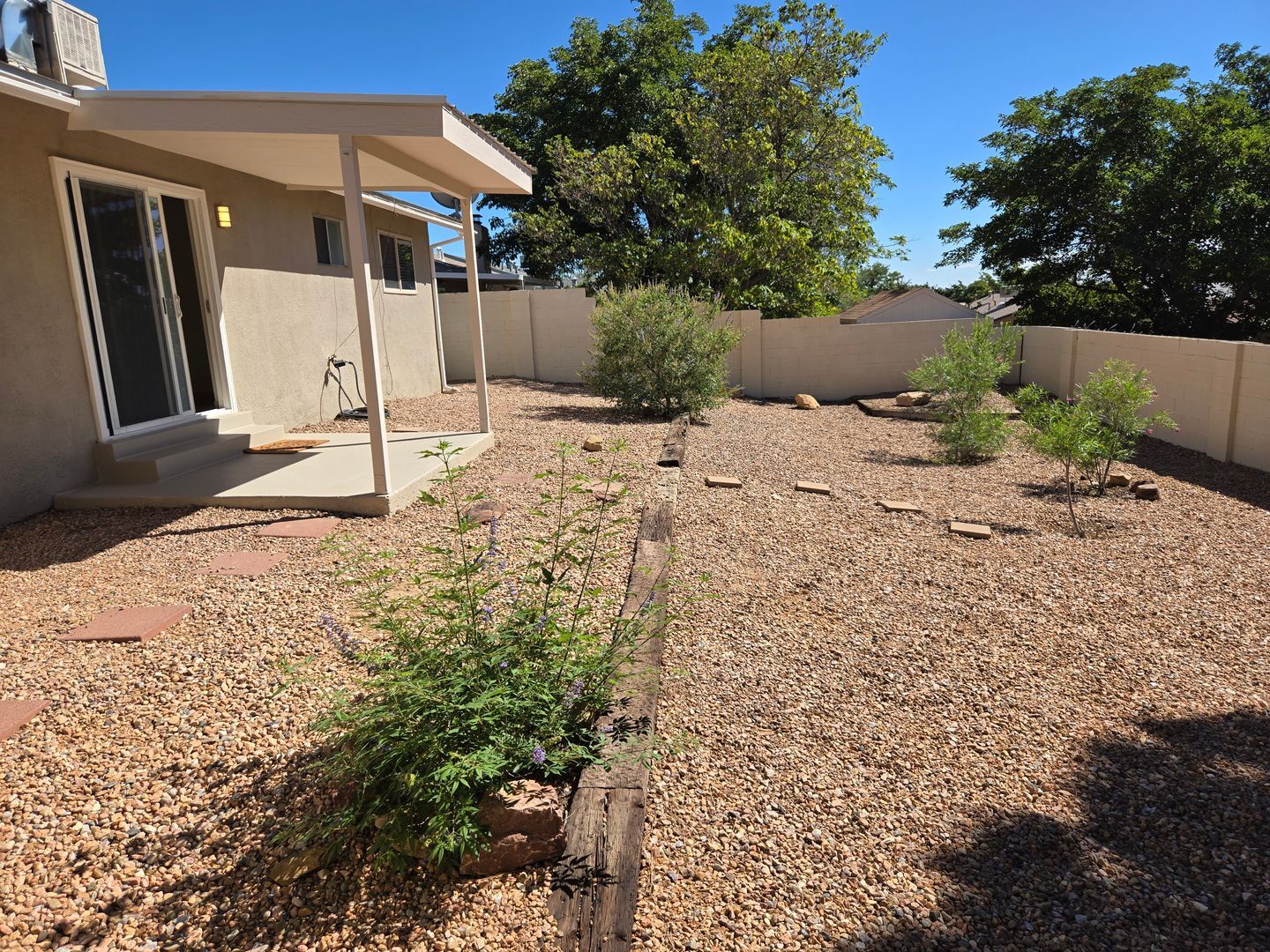 1233 Stutz Dr NE - Albuquerque - New Mexico - 3 bed, 2 bath rental property
