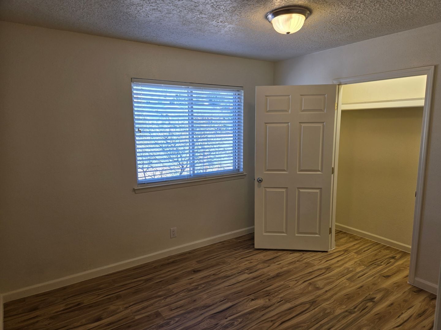 1233 Stutz Dr NE - Albuquerque - New Mexico - 3 bed, 2 bath rental property