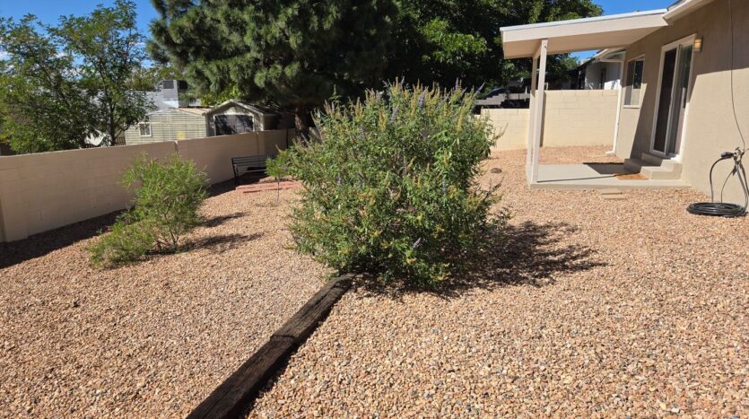 1233 Stutz Dr NE - Albuquerque - New Mexico - 3 bed, 2 bath rental property