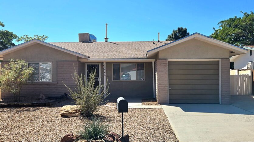 1233 Stutz Dr NE - Albuquerque - New Mexico - 3 bed, 2 bath rental property