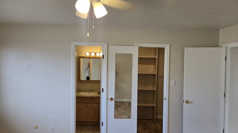 12901 Granite Ave NE - Albuquerque - New Mexico - 3 bed, 2 bath rental property
