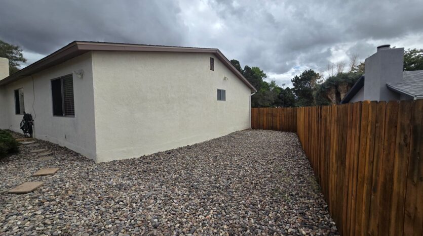 12901 Granite Ave NE - Albuquerque - New Mexico - 3 bed, 2 bath rental property