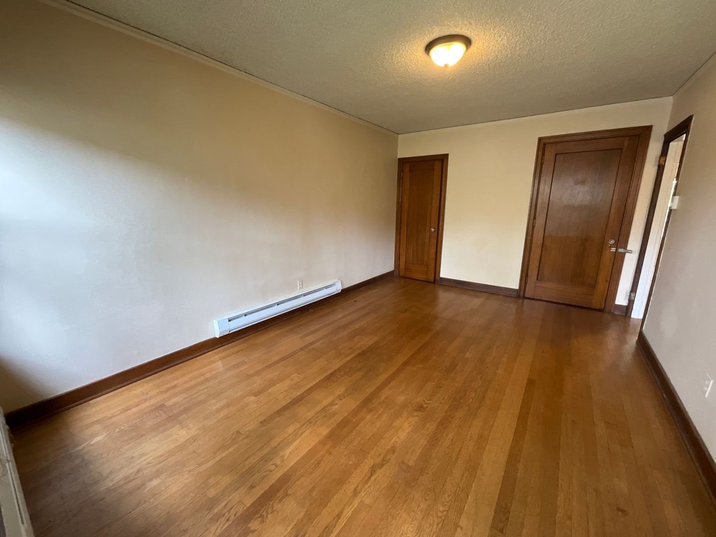 1300 E Mercer St - Seattle - Washington - 2 bed, 1 bath rental property