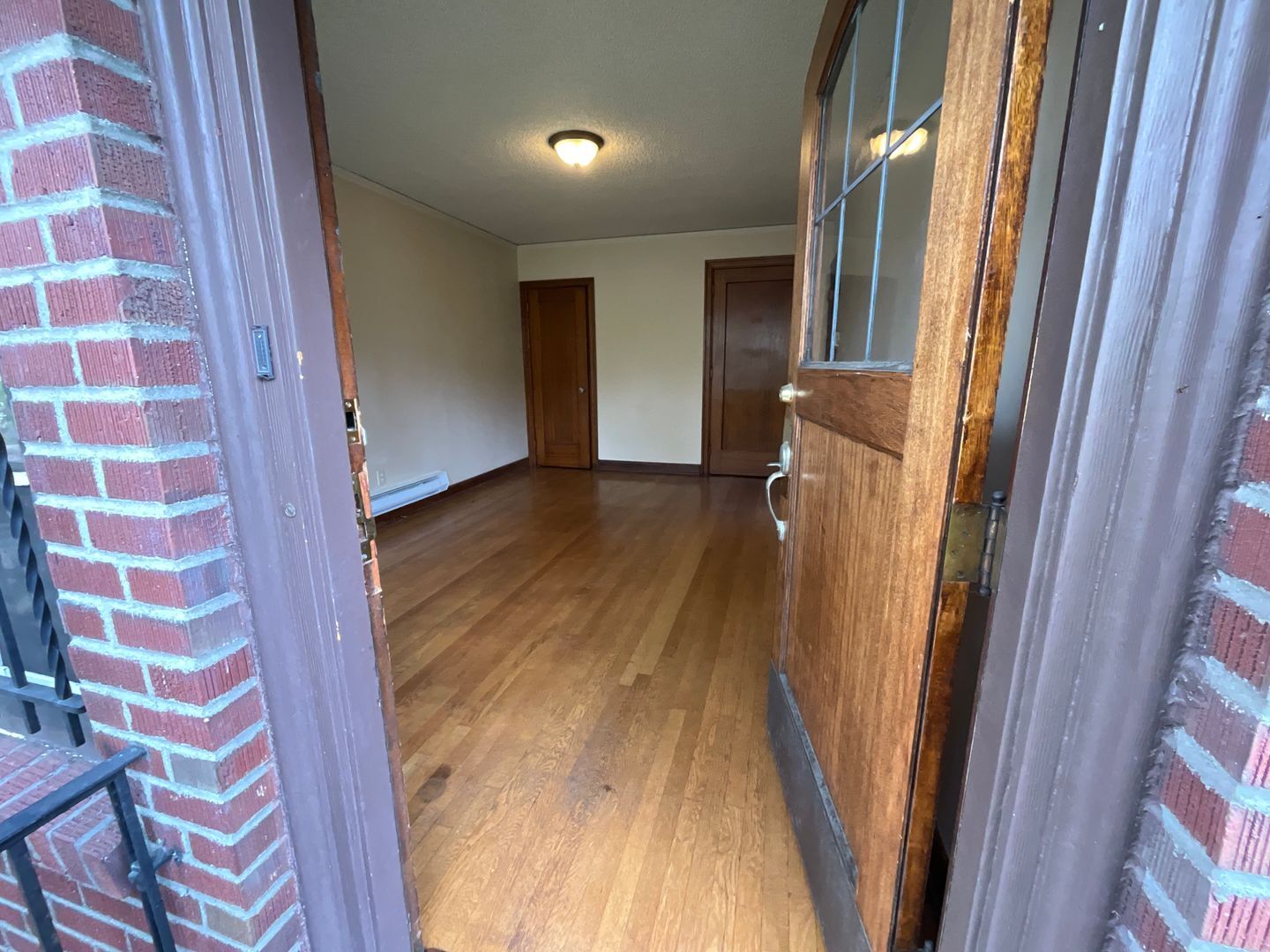 1300 E Mercer St - Seattle - Washington - 2 bed, 1 bath rental property