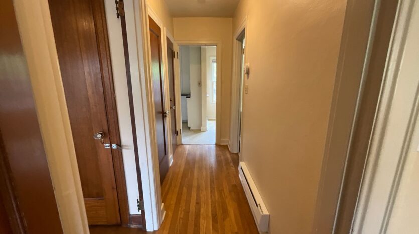1300 E Mercer St - Seattle - Washington - 2 bed, 1 bath rental property
