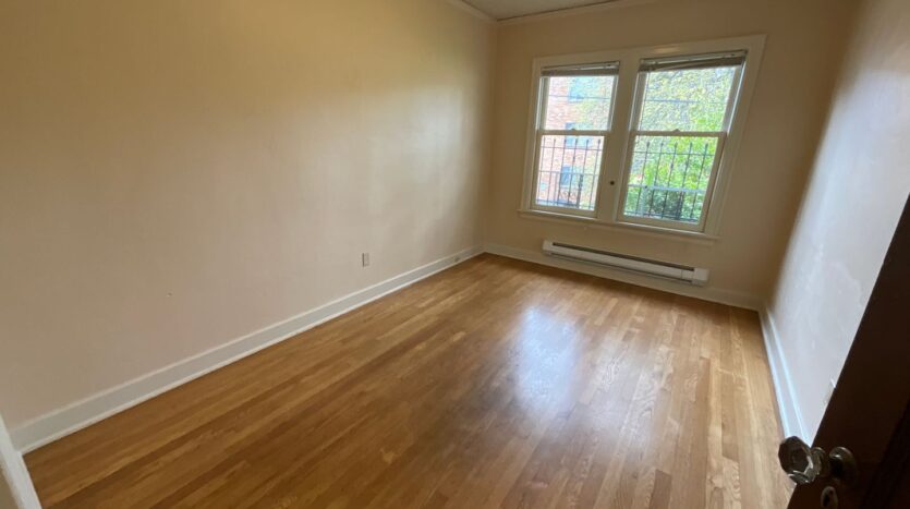 1300 E Mercer St - Seattle - Washington - 2 bed, 1 bath rental property