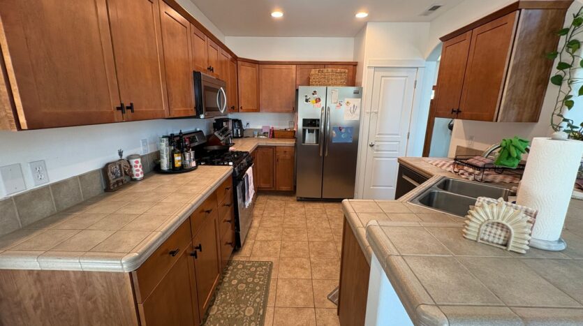 1326 SW Rimrock Way - Redmond - Oregon - 3 bed, 3 bath rental property