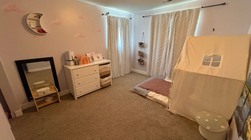 1326 SW Rimrock Way - Redmond - Oregon - 3 bed, 3 bath rental property