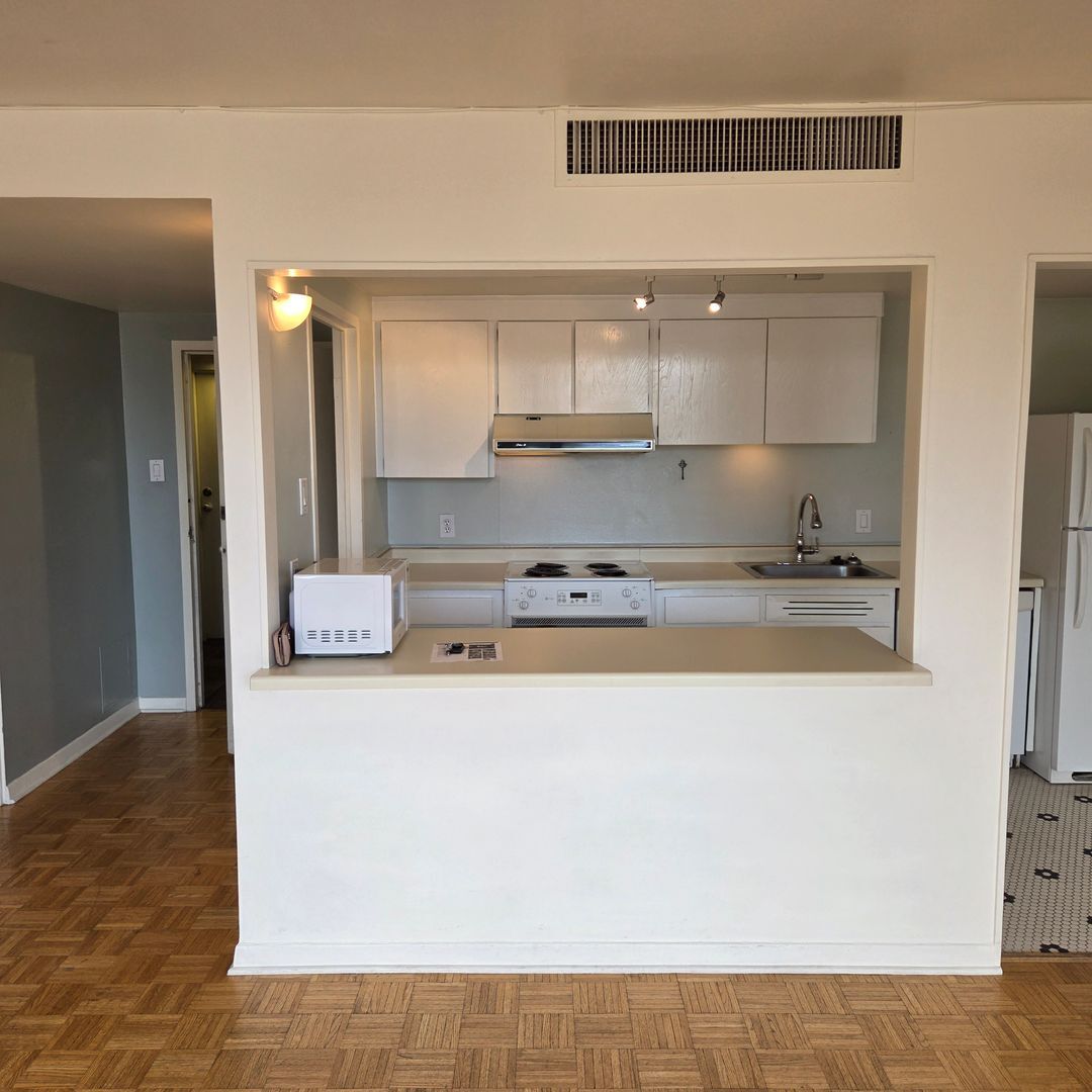 1331 Park Ave SW #212 - Albuquerque - New Mexico - 1 bed, 1 bath rental property