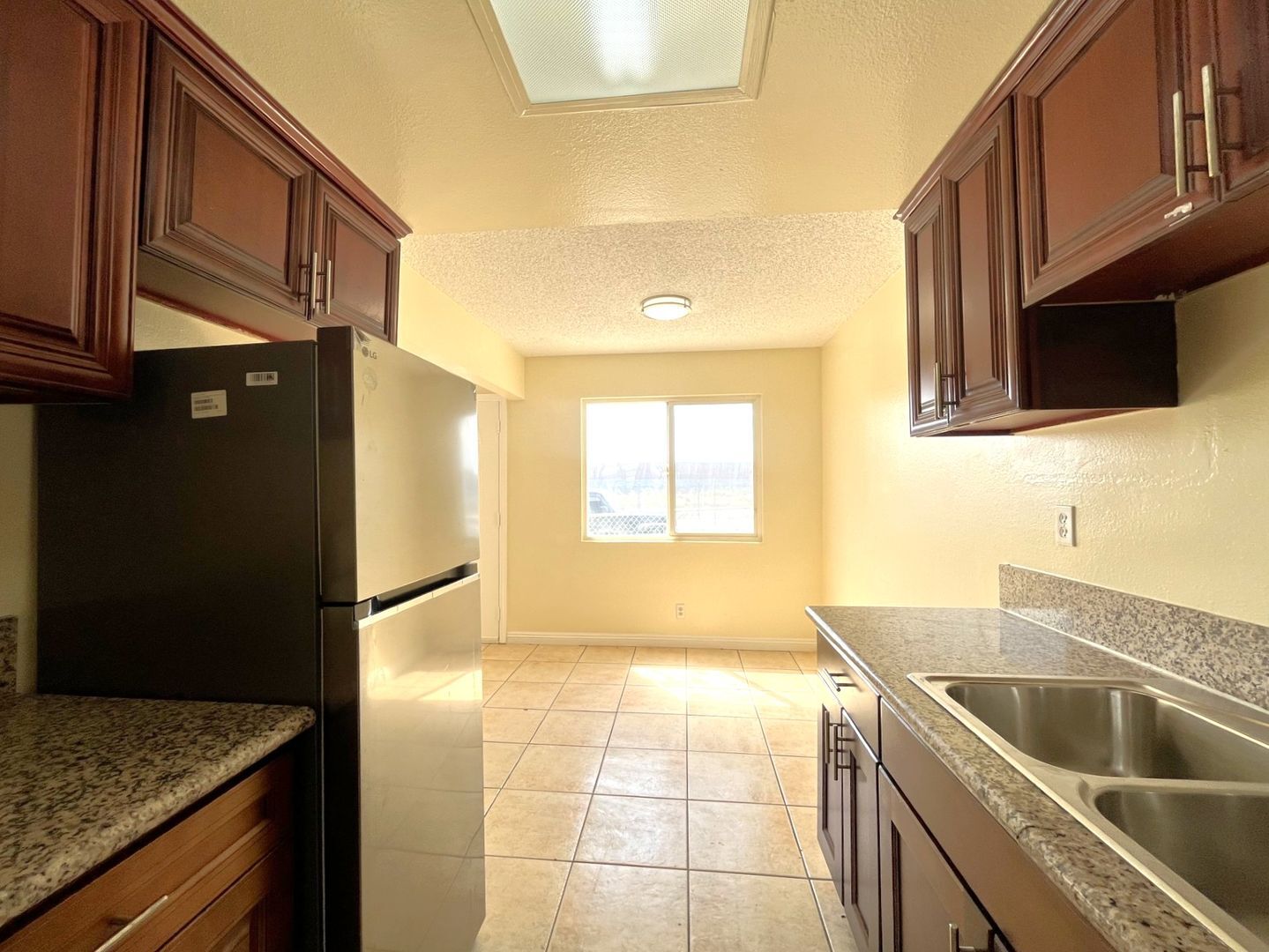 1402 N Virginia Ave - Ontario - California - 2 bed, 1 bath rental property