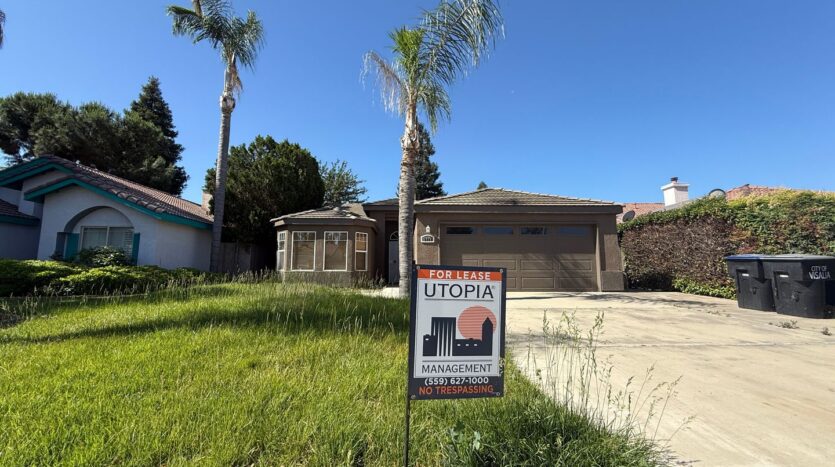 1411 E Parkview Court - Visalia - California - 3 bed, 2 bath rental property