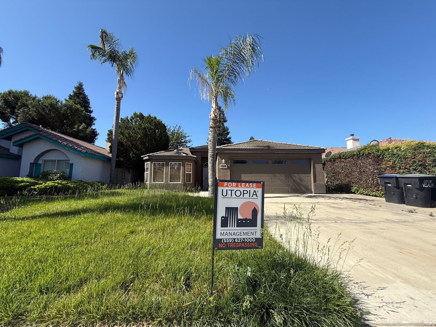 1411 E Parkview Court - Visalia - California - 3 bed, 2 bath rental property