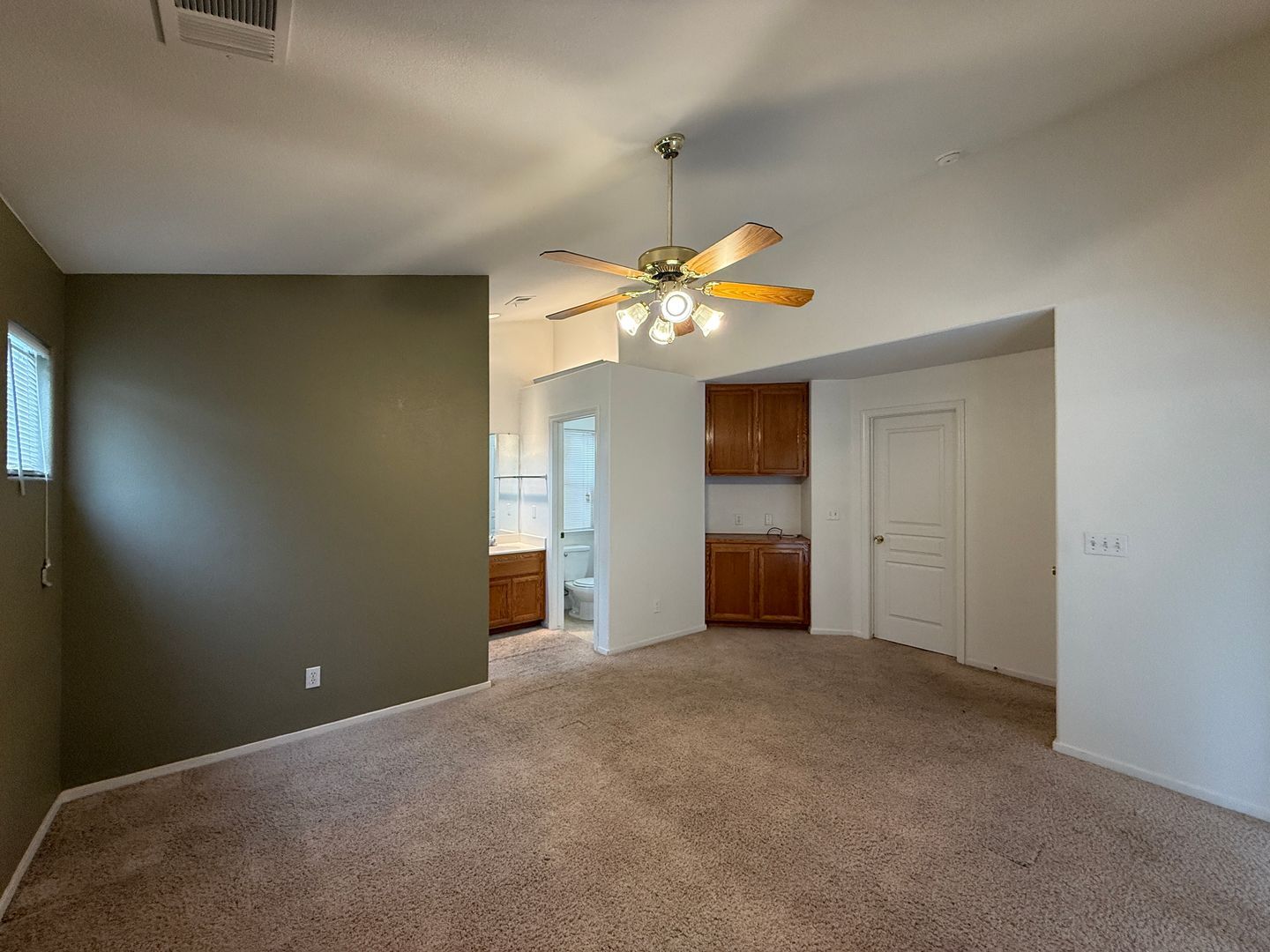 1411 E Parkview Court - Visalia - California - 3 bed, 2 bath rental property