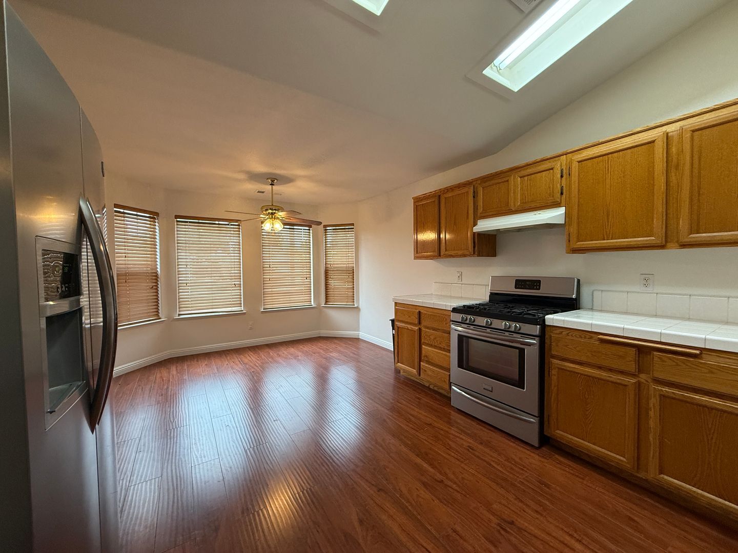1411 E Parkview Court - Visalia - California - 3 bed, 2 bath rental property