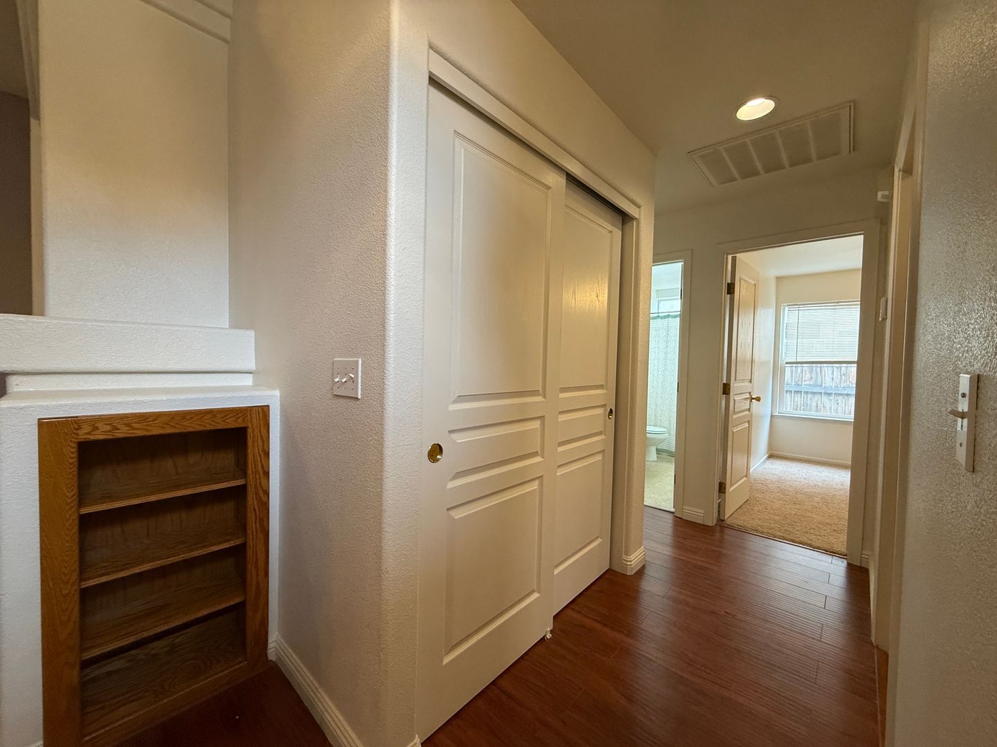 1411 E Parkview Court - Visalia - California - 3 bed, 2 bath rental property